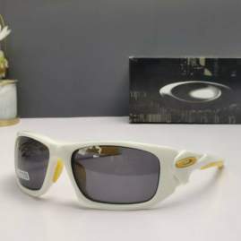 Picture of Oakley Sunglasses _SKUfw66124128fw